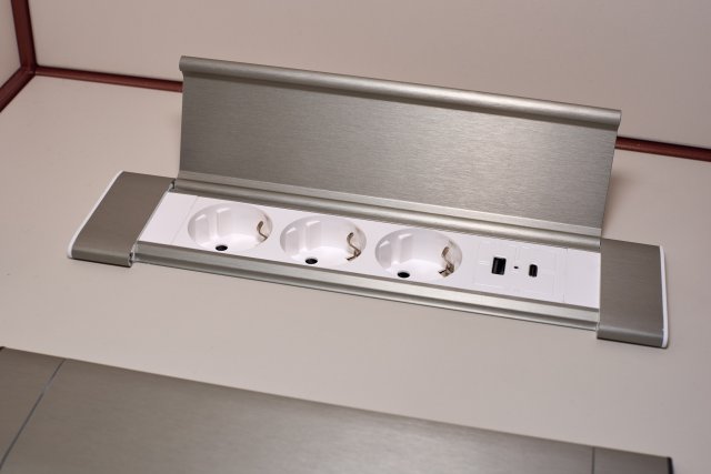 �4103Q-2��.� ���� ������� � �������� ������� 3��220, ���-�, ���-� / G4103Q 2Ac N 3X220 Usb A C