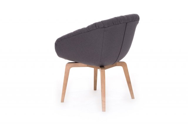 ������ Alma Wood