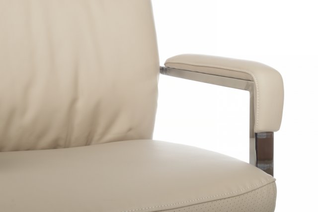 ������ Riva Chair Leon-M RCH B916 ������� ��������