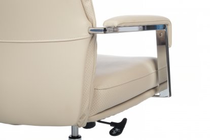 ������ Riva Chair Leon-M RCH B916 ������� ��������