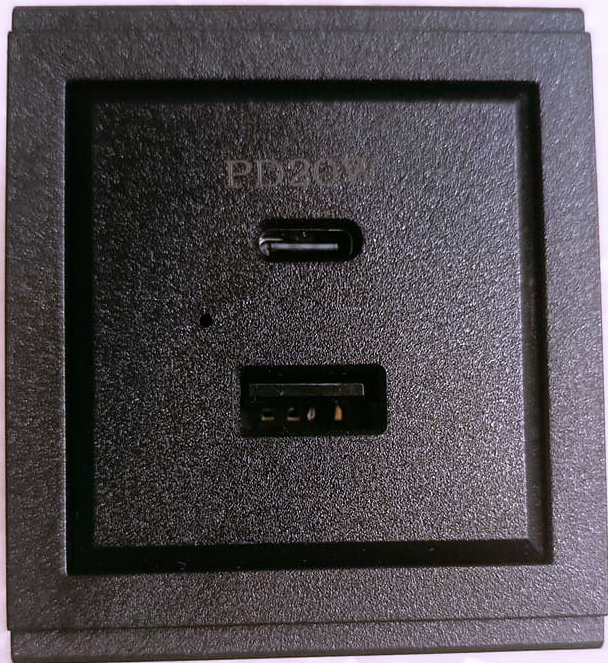 ������� USB A + Type C charger, �������